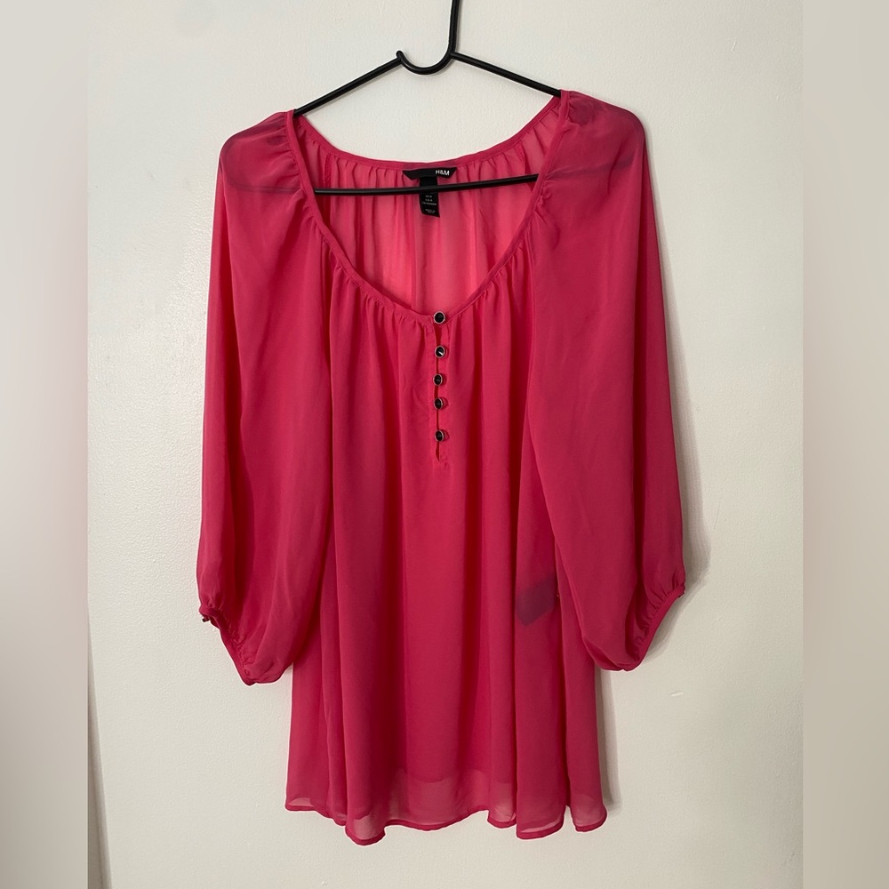 pink blouse